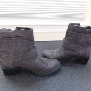 Brown Booties, 6 1/2 M, Buckles